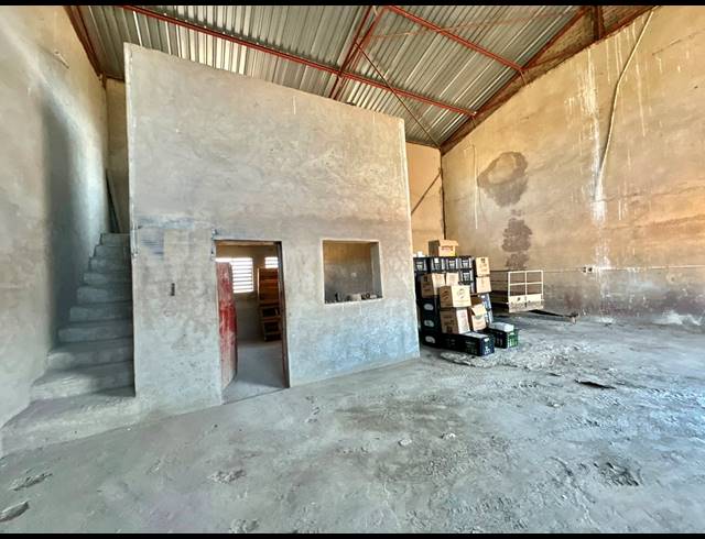8.50HA SMALLHOLDING FOR SALE IN MYNGENOEGEN AH